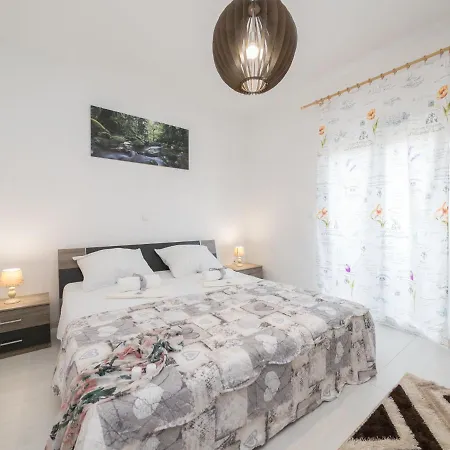 Slavica Ražanac
