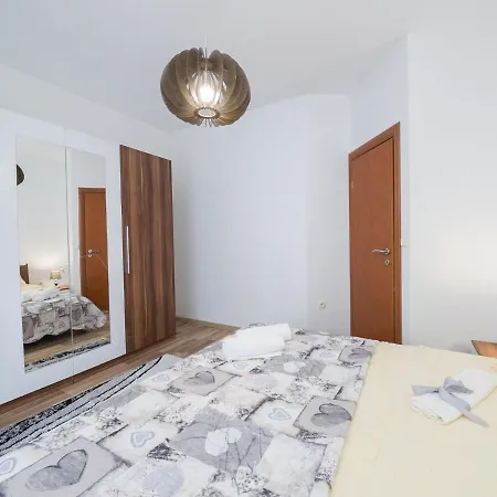 Holiday home Slavica Razanac
